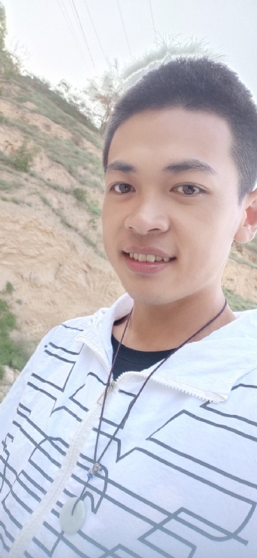 小辉的第一张照片--贵港相亲服务中心