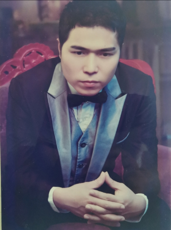 刨花生雪的第一张照片--贵港相亲服务中心