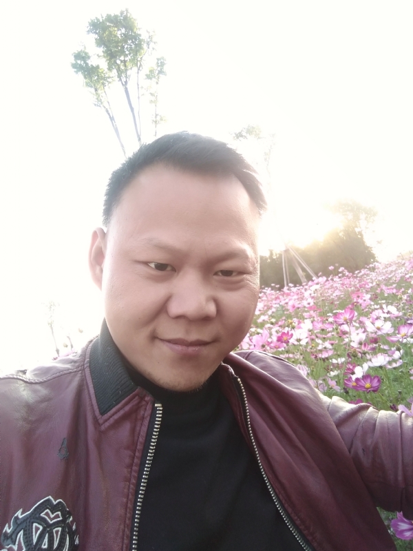 永远的永远的第一张照片--贵港相亲服务中心