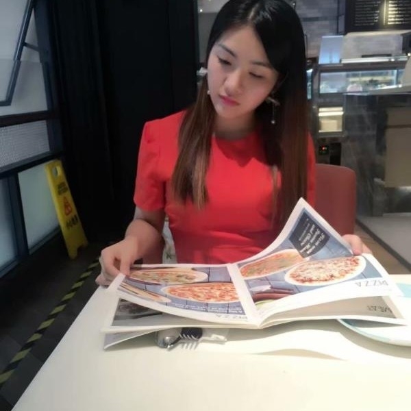 小雪的第一张照片--贵港相亲服务中心