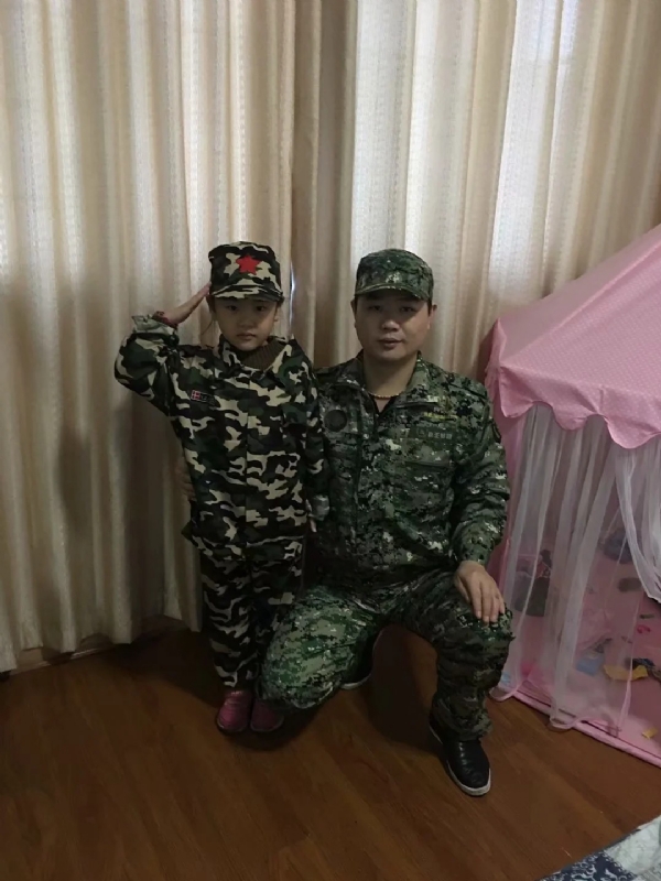 俗人的第一张照片--贵港相亲服务中心