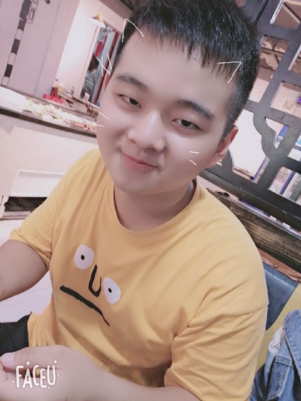 小源小源的第一张照片--贵港相亲服务中心