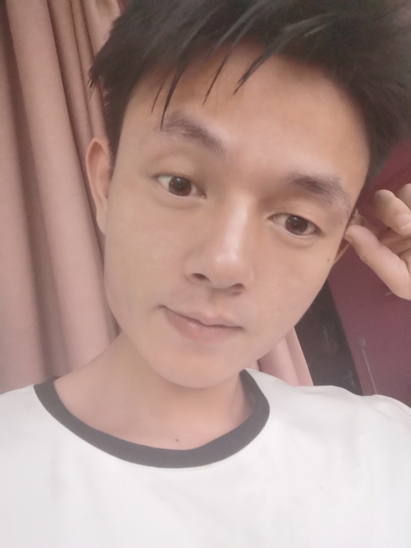 一一得一的第一张照片--贵港相亲服务中心