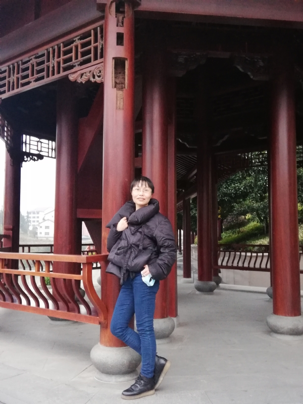 篱落的第一张照片--贵港相亲服务中心