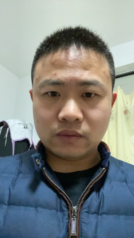 苹果的第一张照片--贵港相亲服务中心