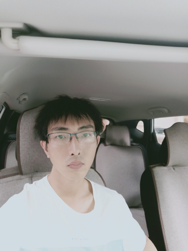 阳光大男孩的第一张照片--贵港相亲服务中心