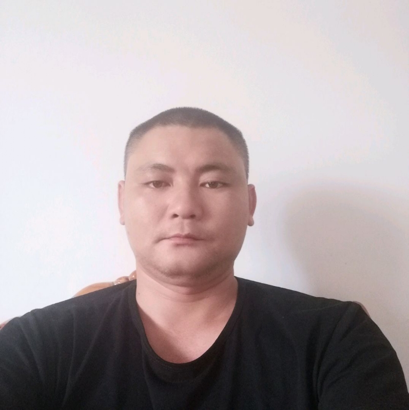 天涯沦落人的第一张照片--贵港相亲服务中心