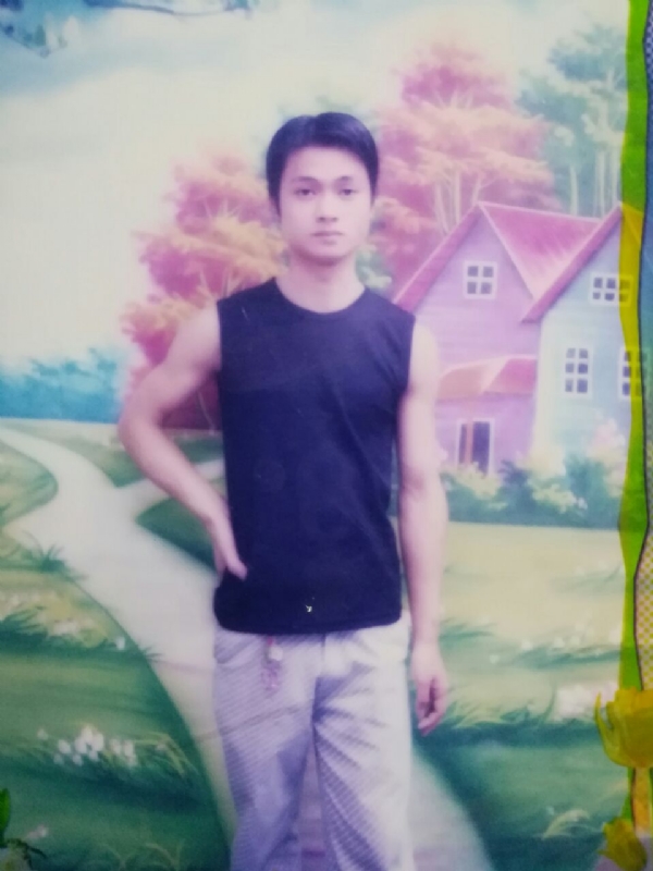 上岸天子的第一张照片--贵港相亲服务中心