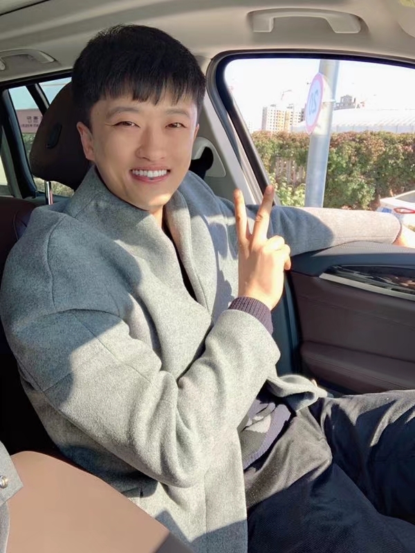 炫甫的第一张照片--贵港相亲服务中心