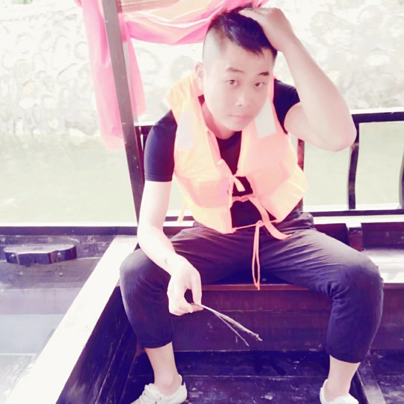 乔七的第一张照片--贵港相亲服务中心