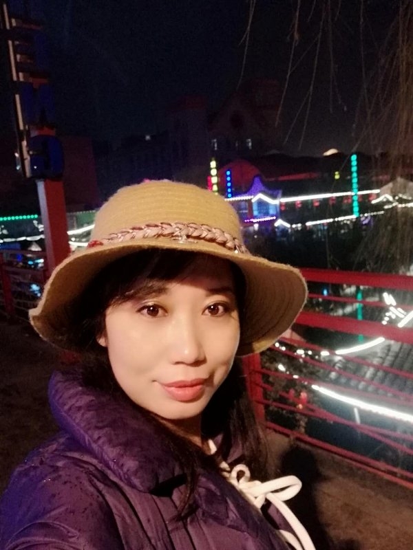 阳光明媚的第一张照片--贵港相亲服务中心