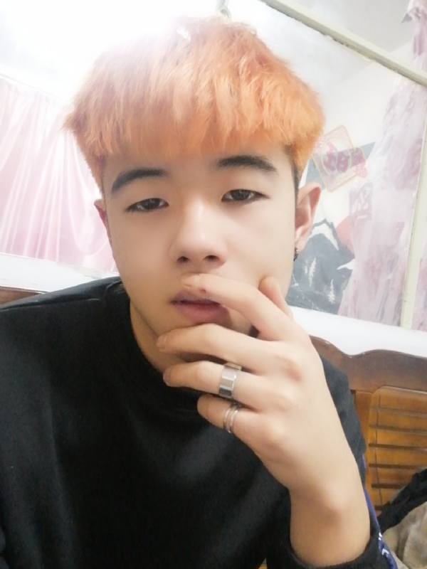 钟宇诗的第一张照片--贵港相亲服务中心