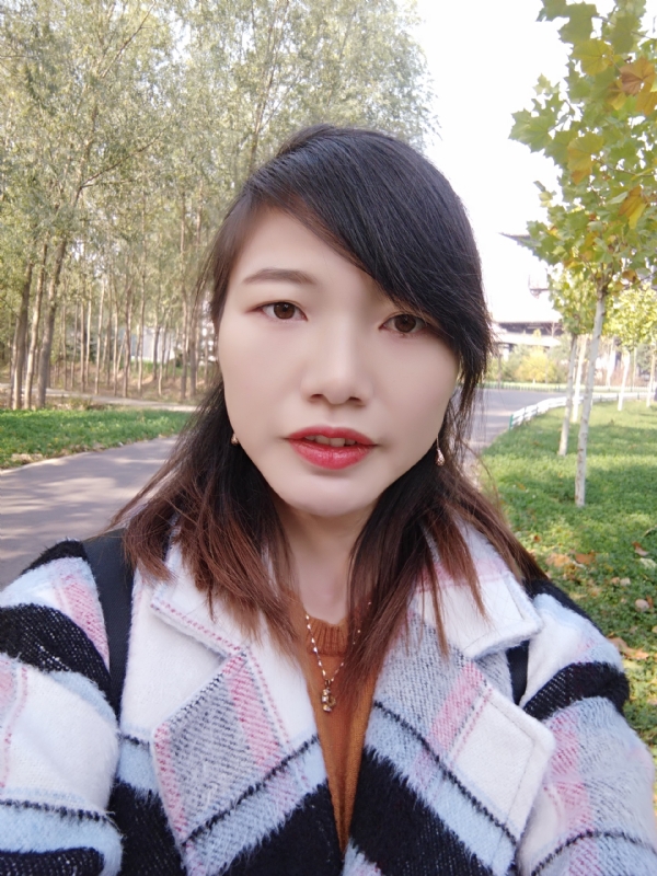 hely的第一张照片--贵港相亲服务中心