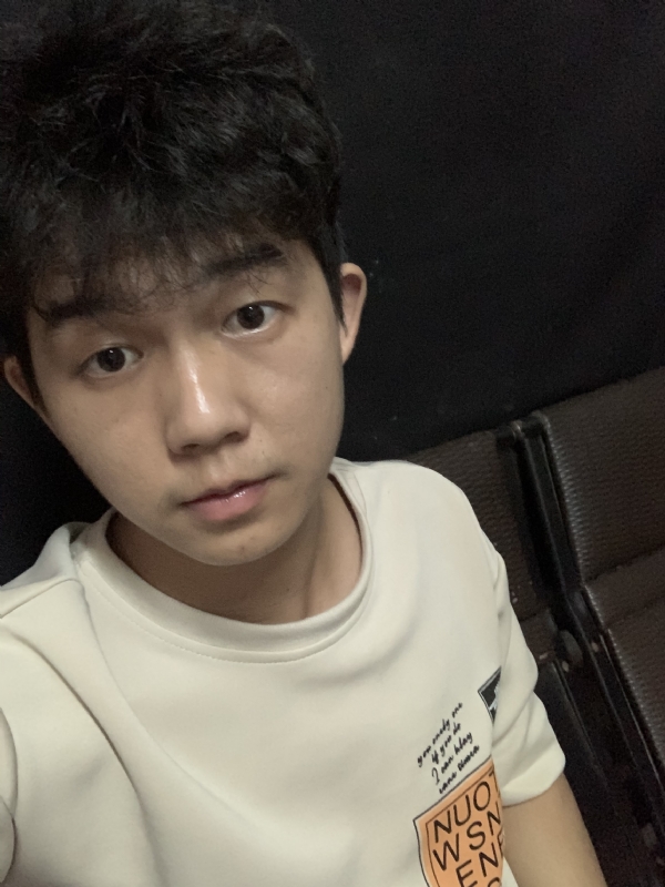 na?s?s的第一张照片--贵港相亲服务中心