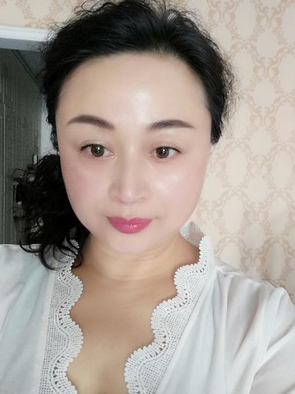 花谢花飞的第一张照片--贵港相亲服务中心