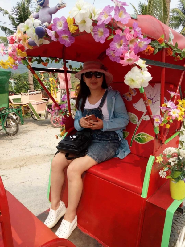 雨纷纷的第一张照片--贵港相亲服务中心