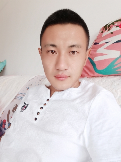 海阔天空的第一张照片--贵港相亲服务中心