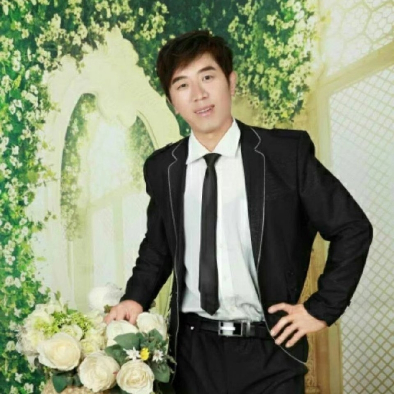 轻舞飞扬的第一张照片--贵港相亲服务中心