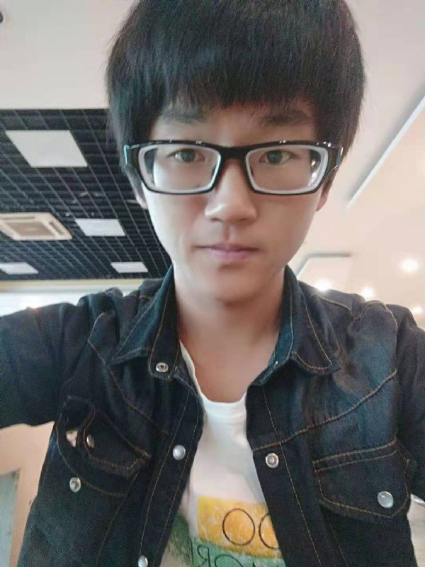 LS书生的第一张照片--贵港相亲服务中心