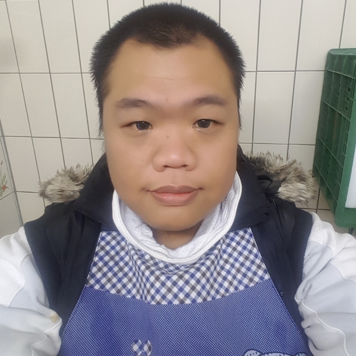 黑熊的第一张照片--贵港相亲服务中心