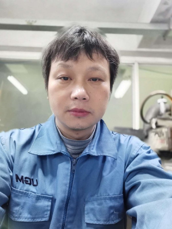 伤心人的第一张照片--贵港相亲服务中心