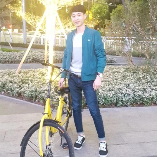 李伟的第一张照片--贵港相亲服务中心