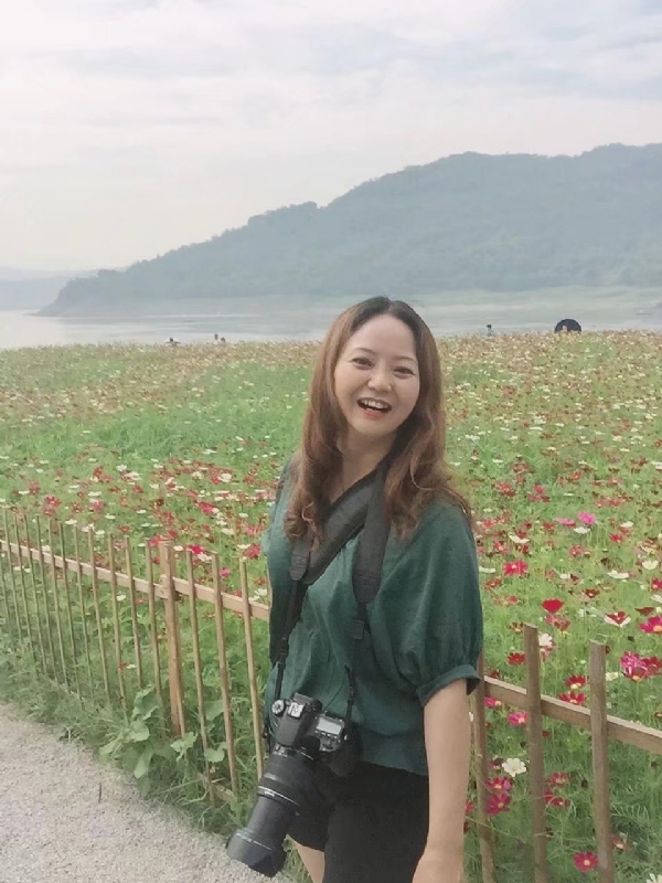 花雨的第一张照片--贵港相亲服务中心