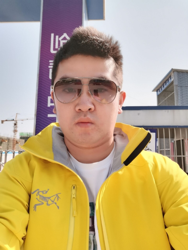 子敬的第一张照片--贵港相亲服务中心