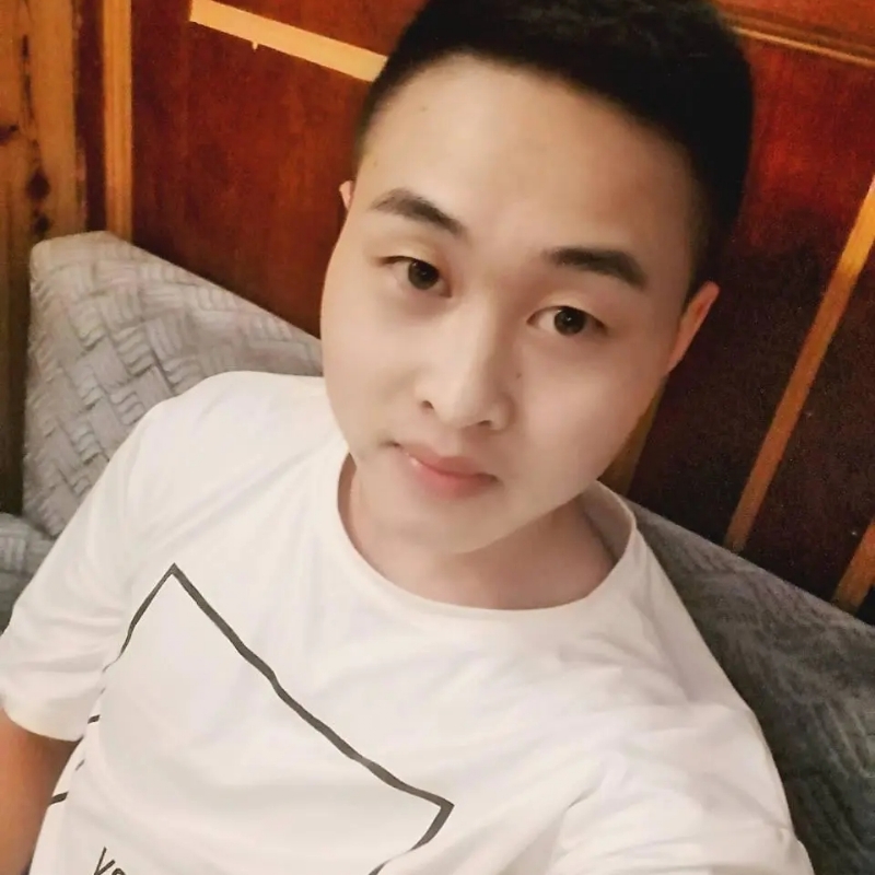 娃娃脸小爸爸的第一张照片--贵港相亲服务中心