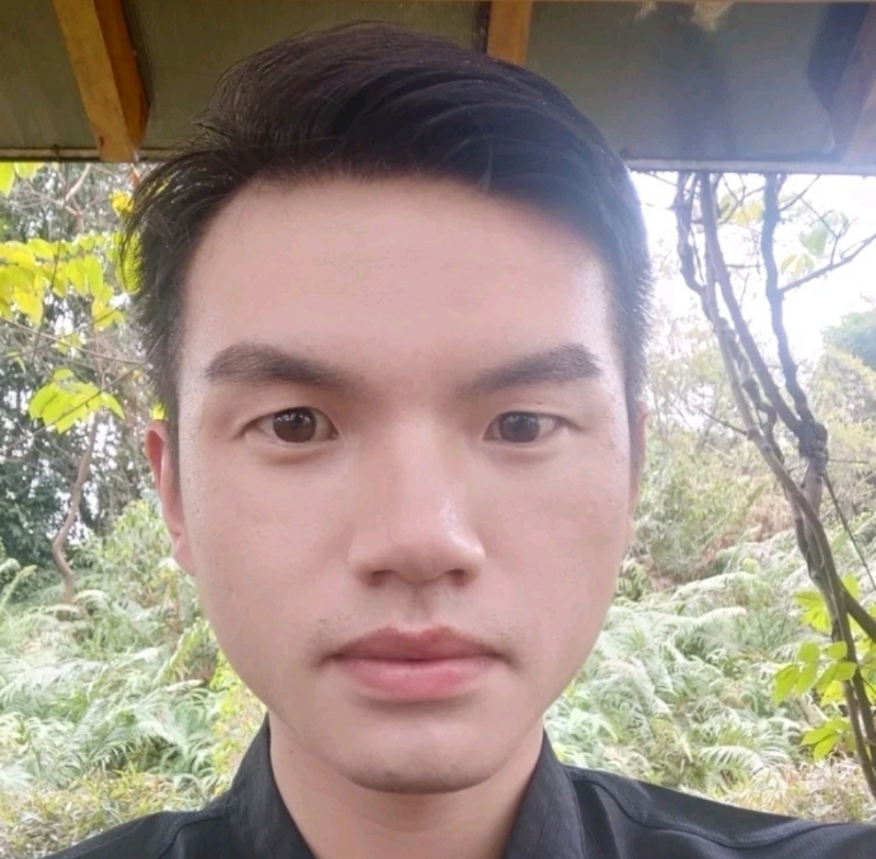 彬彬有礼的第一张照片--贵港相亲服务中心