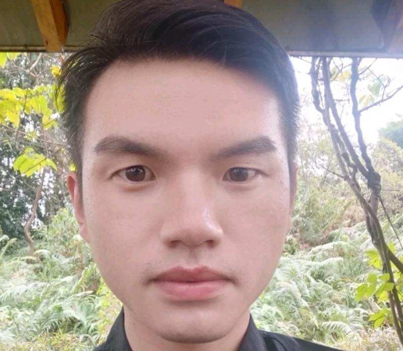 彬彬有礼的第二张照片--贵港相亲服务中心