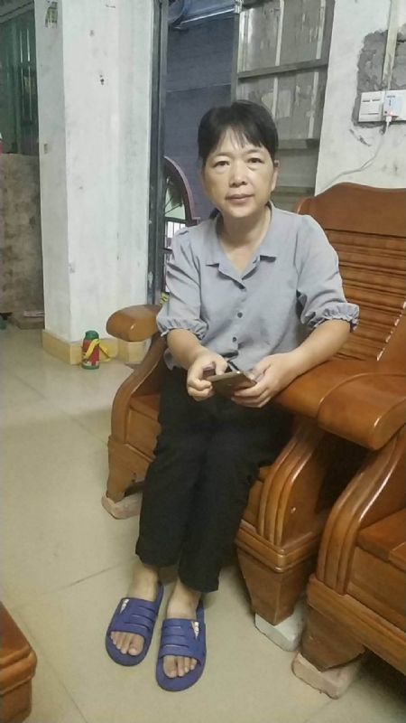 浮萍的第一张照片--贵港相亲服务中心