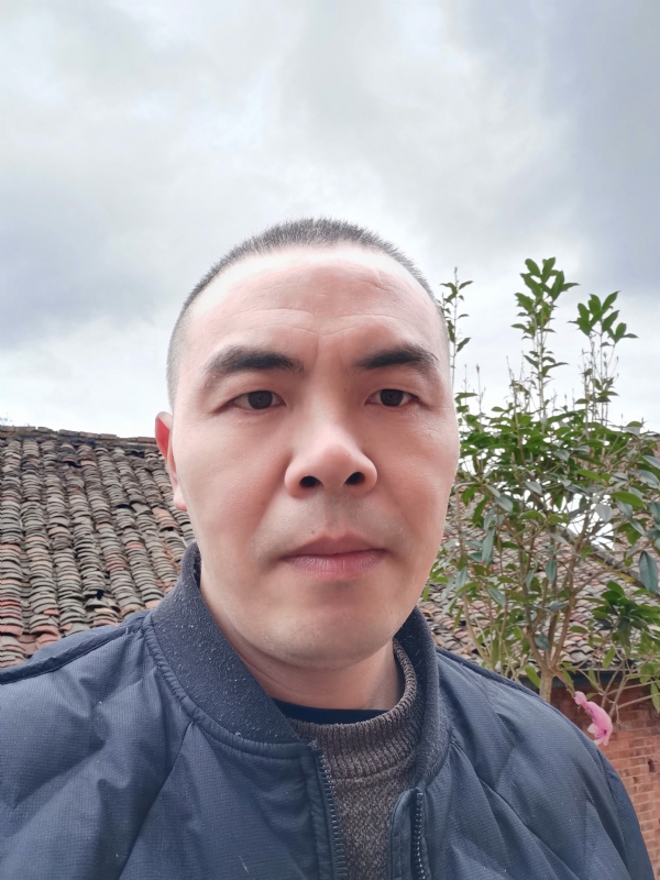 无悔的第一张照片--贵港相亲服务中心