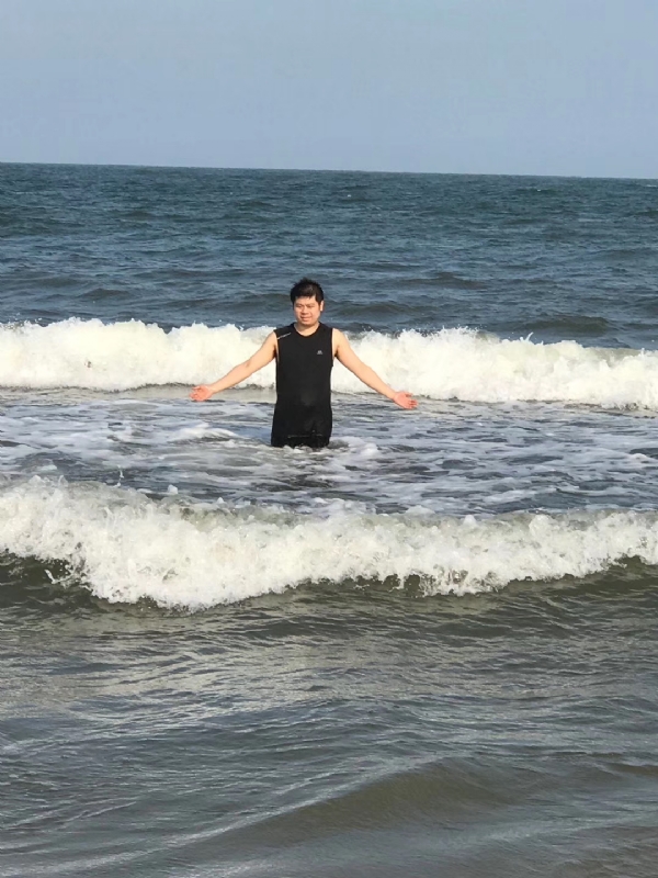 TS杰的第一张照片--贵港相亲服务中心