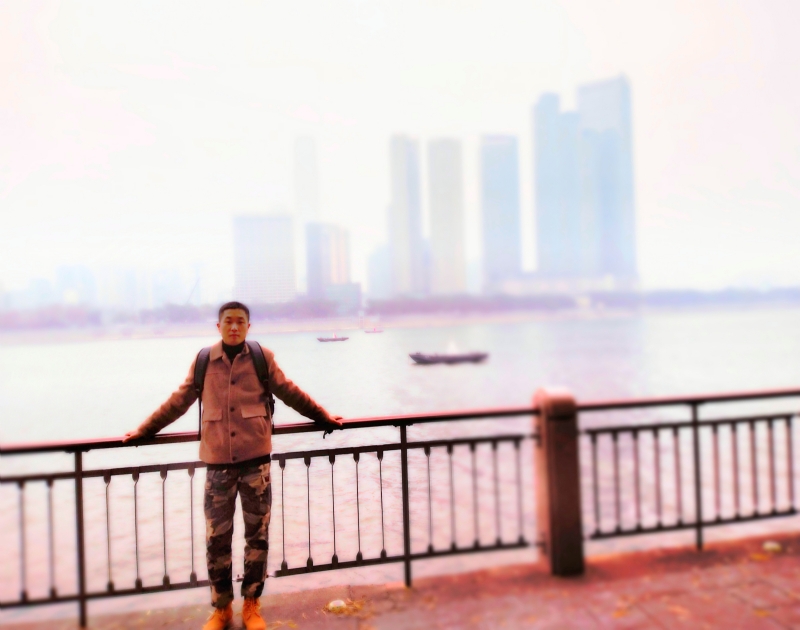 欢欣鼓舞的第一张照片--贵港相亲服务中心