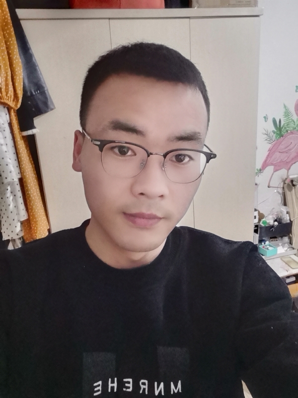 寻一个人的第一张照片--贵港相亲服务中心