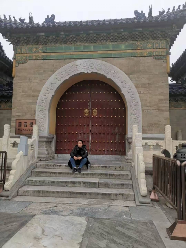 吾笨如牛的第一张照片--贵港相亲服务中心