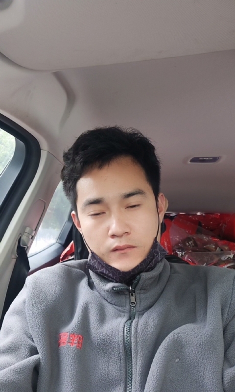 冷锋的第一张照片--贵港相亲服务中心