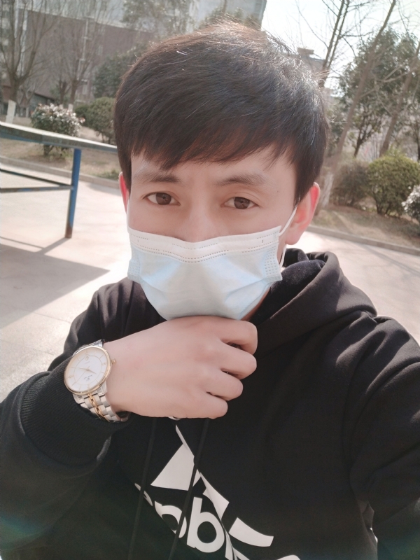 简单的幸福的第一张照片--贵港相亲服务中心