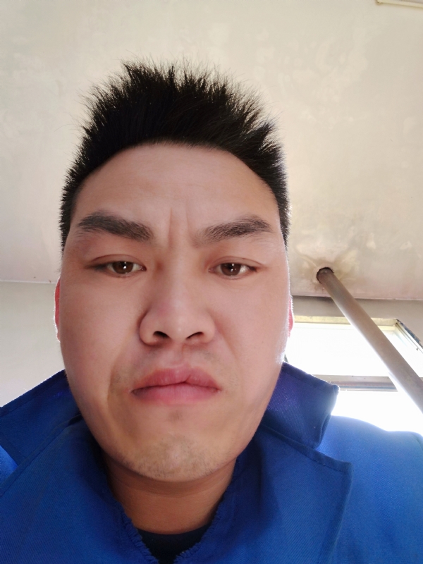 太阳红的第二张照片--贵港相亲服务中心