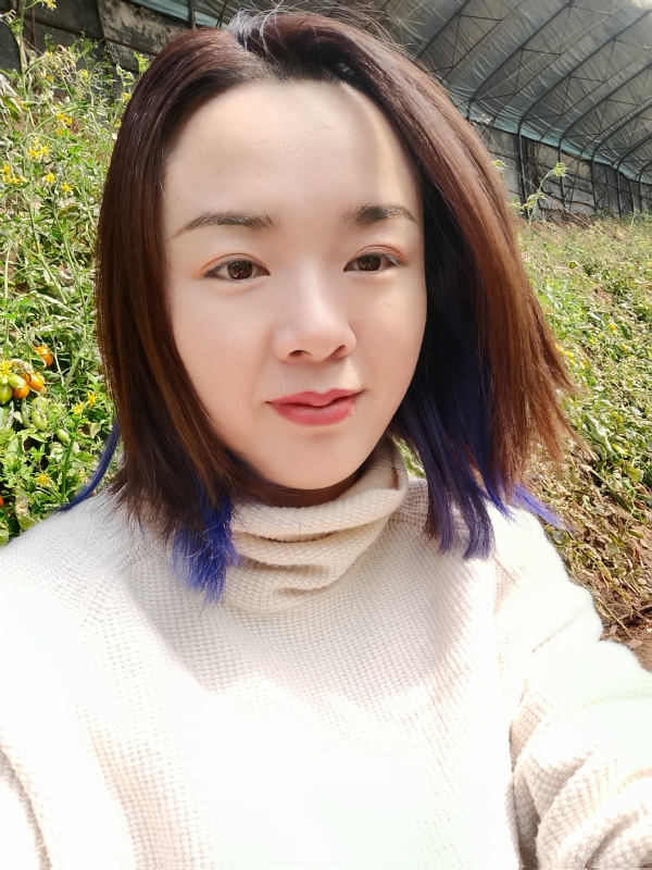 欣欣向荣的第一张照片--贵港相亲服务中心