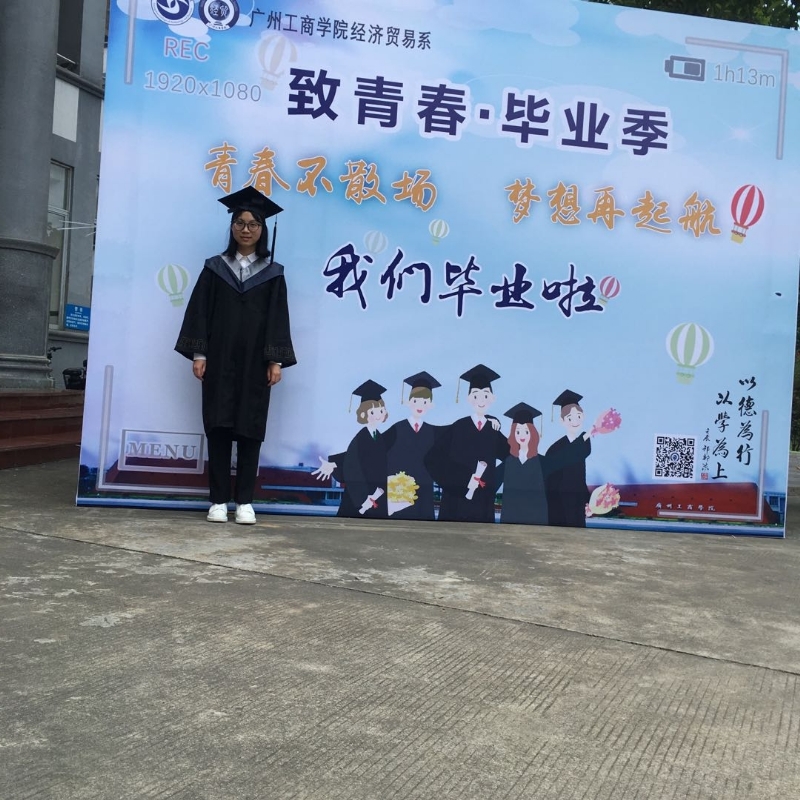 小小的第一张照片--贵港相亲服务中心