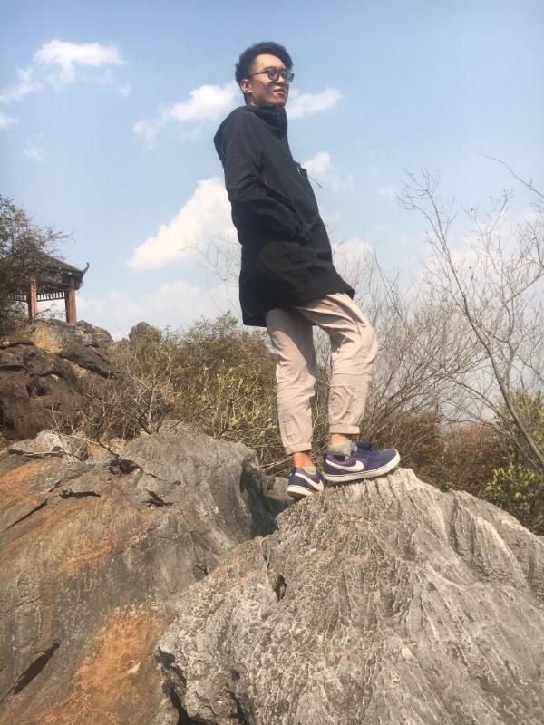 雨夜寻知己的第一张照片--贵港相亲服务中心