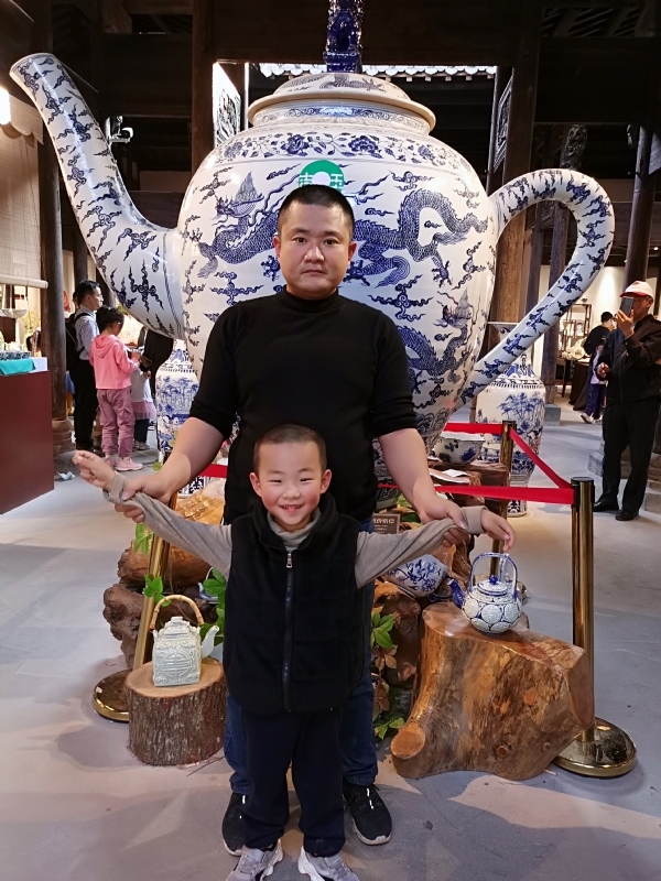 啊柳的第一张照片--贵港相亲服务中心