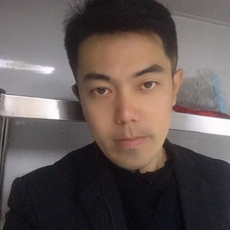 李龙的第二张照片--贵港相亲服务中心