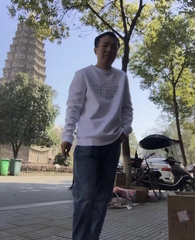 黄冈征婚的第一张照片--贵港相亲服务中心