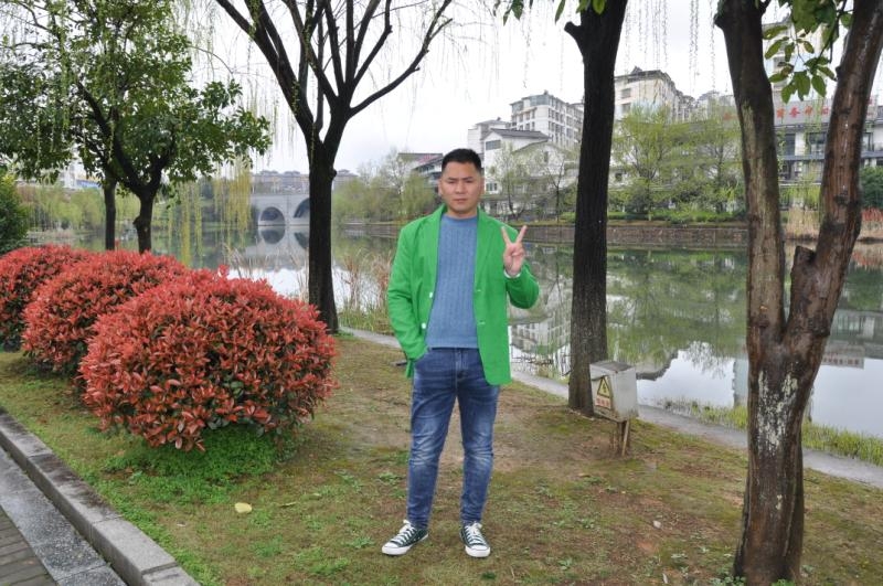 mingzai的第一张照片--贵港相亲服务中心