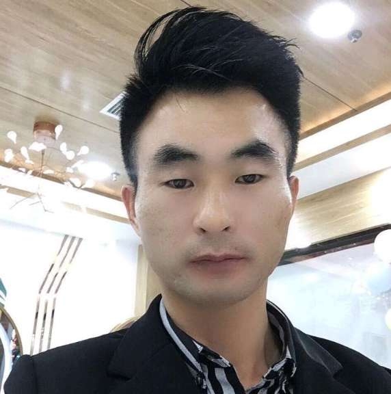 情系半生的第一张照片--贵港相亲服务中心