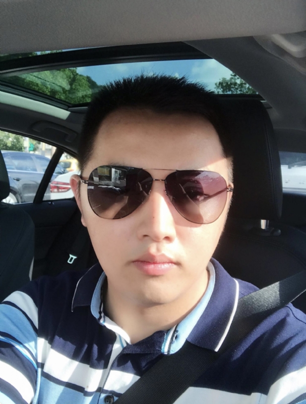 郑昊的第一张照片--贵港相亲服务中心