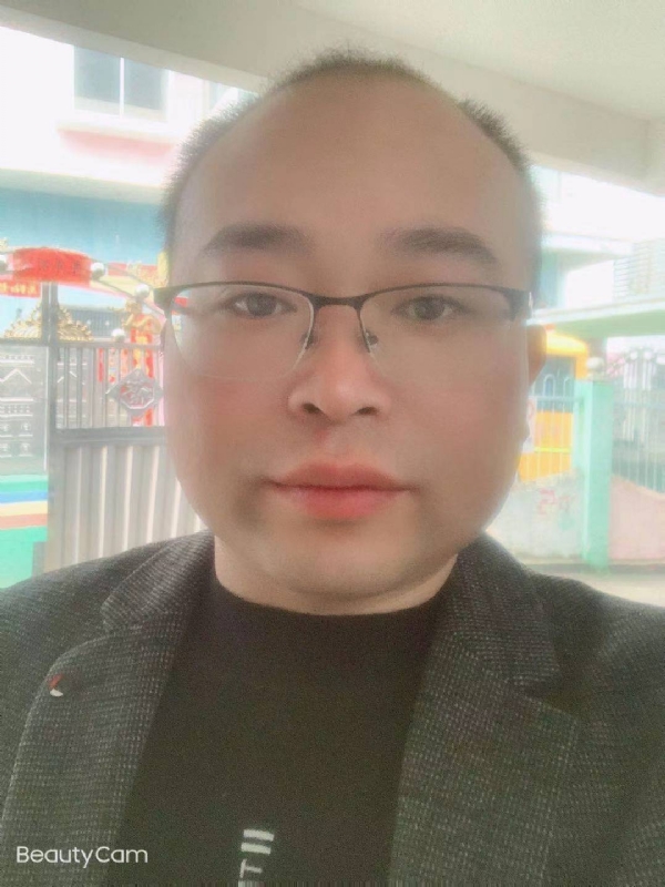 海阔凭鱼跃的第一张照片--贵港相亲服务中心